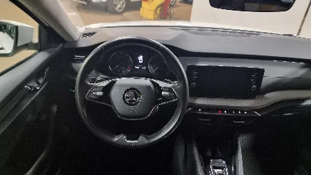 Skoda Octavia photo-9